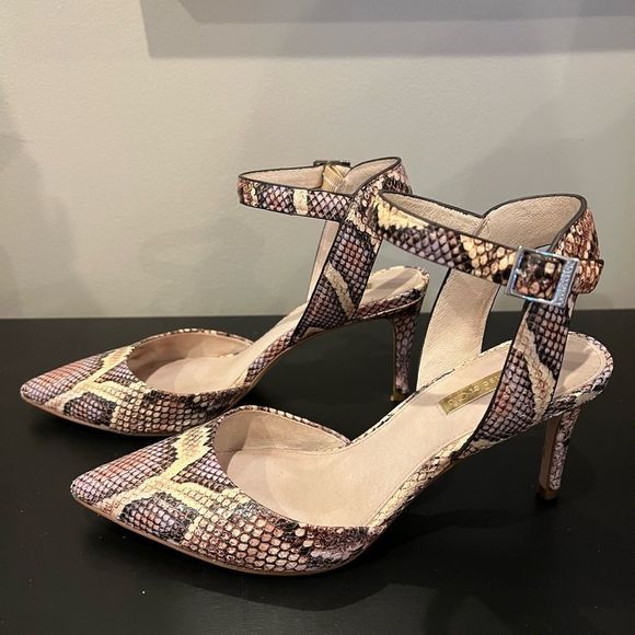 Louise et Cie Shoes - Beautiful Louise et cie kota ankle strap heel